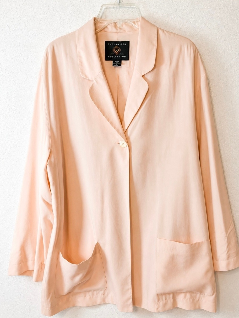 Vintage 1990s The Limited Finest Quality 100% Silk Blush Peach Blazer Large - Picture 2 of 5